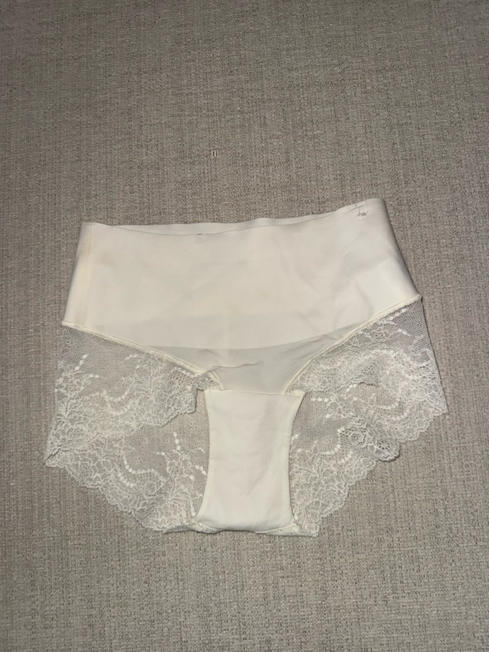SPANX Undie-tectable Lace Hi-Hipster Panty